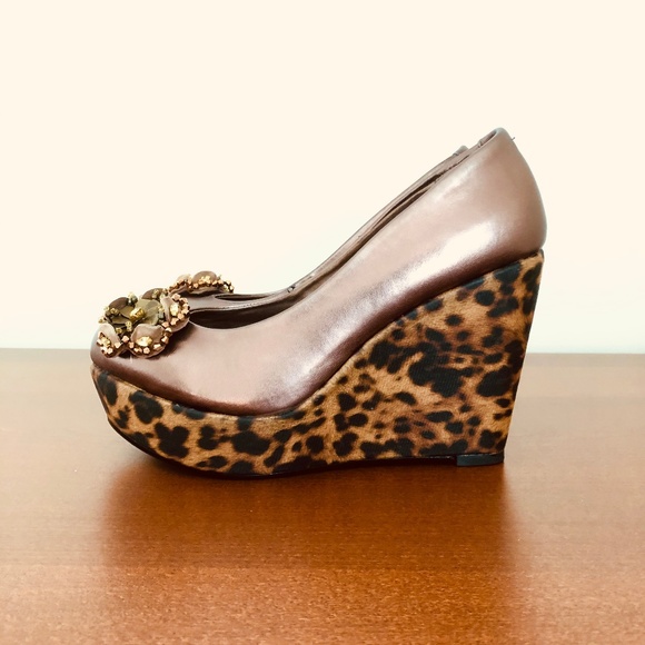 Yellow Box Shoes - Yellow Box "Lipstick" Platform Wedges 5.5